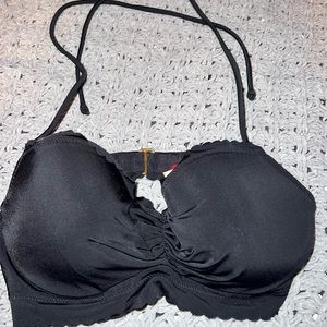 Victoria Secret/ Black swimsuit top / 32C
